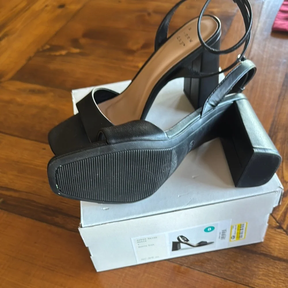 A New Day Black Strappy Block Heels - Picture 3 of 9